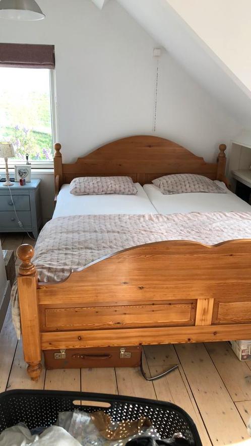 Handgemaakt grenen bed inclusief lattenbodem., Huis en Inrichting, Slaapkamer | Bedden, Zo goed als nieuw, Tweepersoons, 180 cm