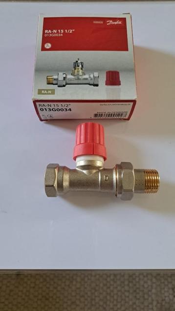Danfoss RA-N thermostaatkraan 15 1/2" recht Nieuw beschikbaar voor biedingen