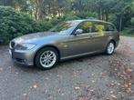 BMW 320i 170pk “ Facelift “ 2011 167dkm dealer Trekhaak TOP, Euro 5, 1995 cc, Zwart, 4 cilinders