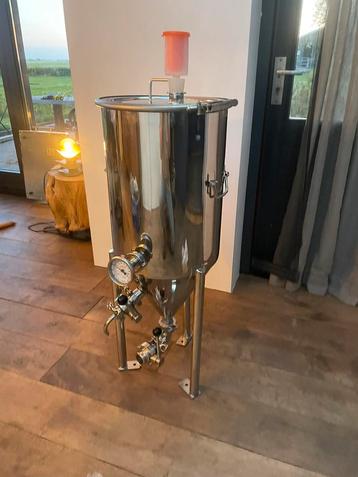 50L RVS conisch vergistingsvat (nieuw) beschikbaar voor biedingen