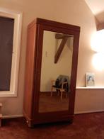 Antieke kledingkast, Ophalen