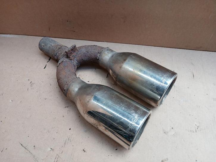 Uitlaat eindstuk RVS LASER dubbel stuk demper 60mm sierstuk, Auto diversen, Tuning en Styling, Ophalen of Verzenden