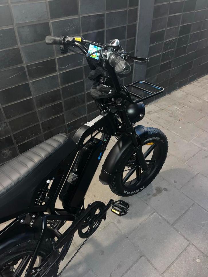 V20 Pro Fatbike Zwart - Nieuwstaat!, Fietsen en Brommers, Elektrische fietsen, Zo goed als nieuw, Overige merken, 59 cm of meer