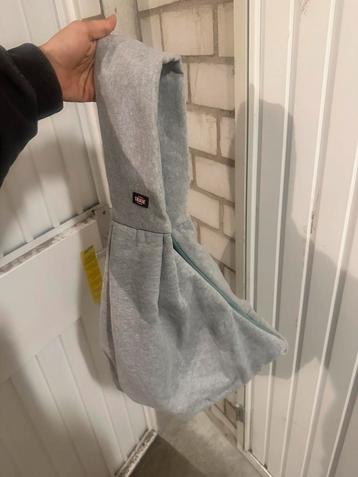 Hangzak voor honden/katten beschikbaar voor biedingen