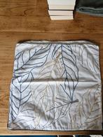 Ikea kussensloop wit bladermotief, Ophalen of Verzenden, Zo goed als nieuw, Wit, Rechthoekig