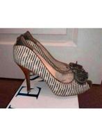 Guess pumps maat 38, Kleding | Dames, Schoenen, Guess, Zwart, Ophalen of Verzenden, Zo goed als nieuw