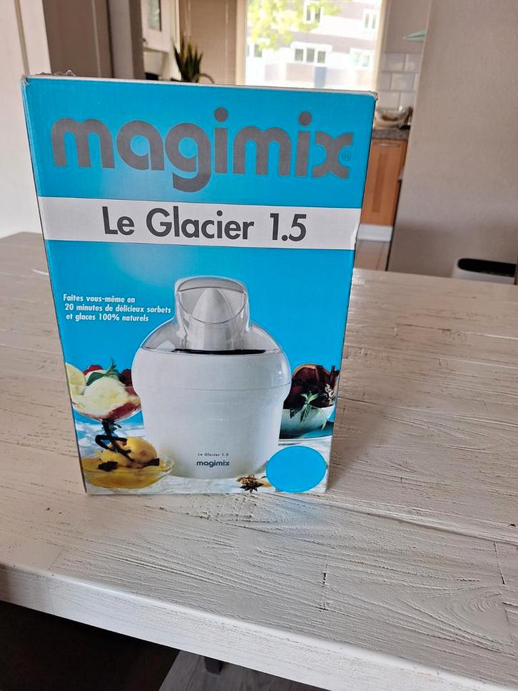 Magimix Le Glacier 1.5 Ijsmachine - Zo Goed Als Nieuw, Witgoed en Apparatuur, IJsmachines, Zo goed als nieuw, Koelelement, Ophalen of Verzenden