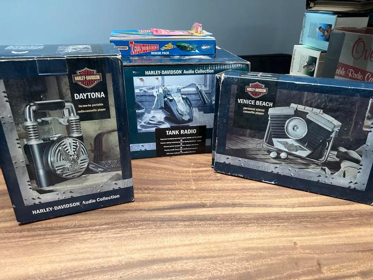 Diverse Harley Davidson Radio's, Audio, Tv en Foto, Radio's, Gebruikt, Radio, Met cd-speler, Ophalen of Verzenden