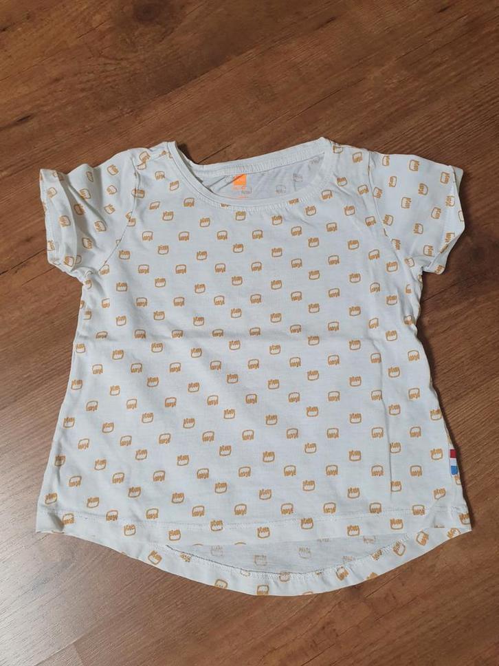 Hema T-shirt, met kroontjes. Leuk voor Koningsdag!, Kinderen en Baby's, Kinderkleding | Maat 98, Zo goed als nieuw, Meisje, Shirt of Longsleeve