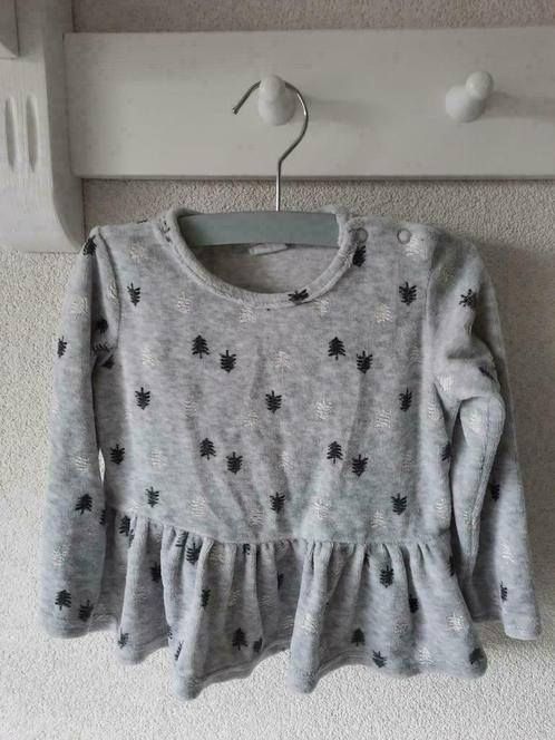 Hema Winter Grijze Warme Trui Tuniek met Roezels Maat 86, Kinderen en Baby's, Babykleding | Maat 86, Gebruikt, Meisje, Overige typen