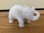 Decoratieve witte olifant speksteen met opstaande slurf, Ophalen of Verzenden, Nieuw, Wild dier, Beeldje of Figuurtje