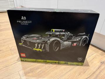 Lego Technic 42156 Peugeot 9X8 - Zo goed als nieuw! beschikbaar voor biedingen