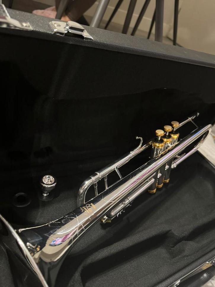 Yamaha Xeno Trompet - Topconditie!, Muziek en Instrumenten, Blaasinstrumenten | Trompetten, Zo goed als nieuw, Bes-trompet, Met koffer