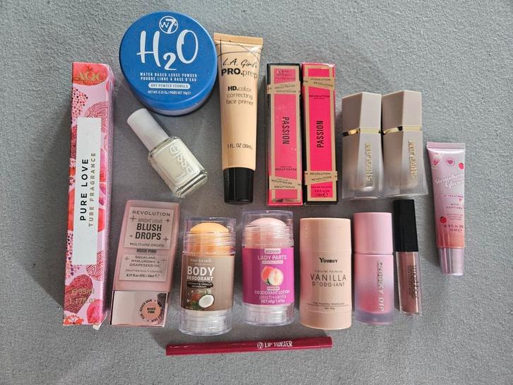 Make up pakket NIEUW, Sieraden, Tassen en Uiterlijk, Uiterlijk | Cosmetica en Make-up, Nieuw, Gehele gezicht, Overige kleuren