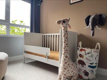 Ledikant/babybed Ikea SUNDVIK 60x120 incl Aeromoov matras beschikbaar voor biedingen