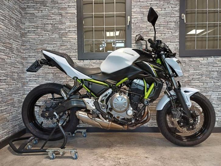 KAWASAKI Z650 bj 2017 37318 KM eventueel A2, Motoren, Motoren | Kawasaki, Bedrijf, Naked bike, meer dan 35 kW, 2 cilinders, Motorrijbewijs A
