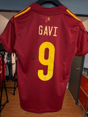 Gesigneerd shirt Gavi beschikbaar voor biedingen