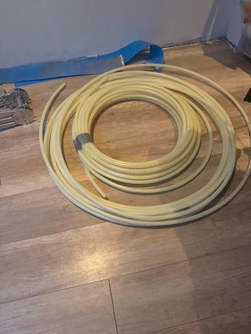 Rol vloerverwarmingsbuis 16 mm 30 meter beschikbaar voor biedingen