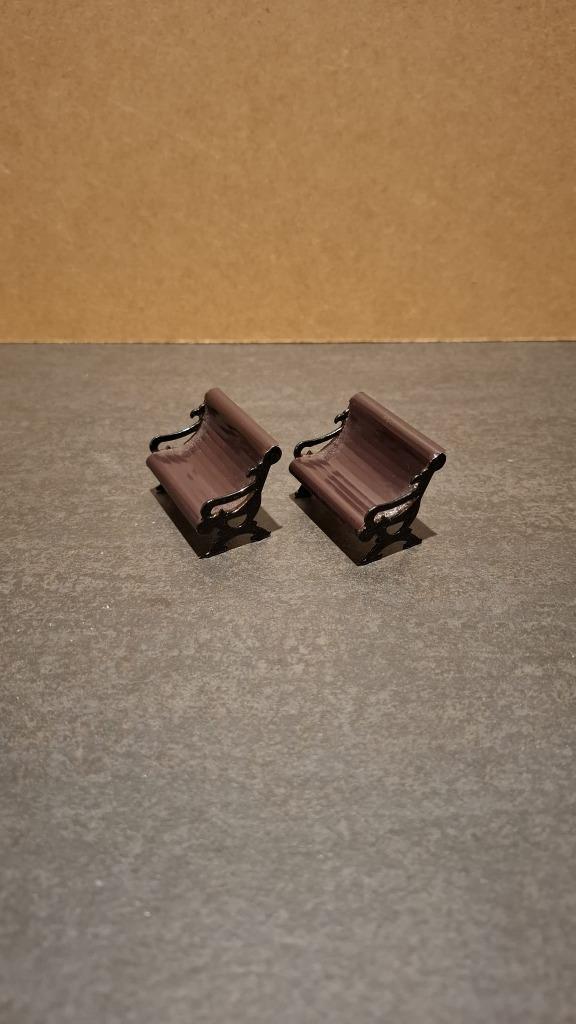 Lemax Trackside Brown Bench, kerstdorp accessoire, Diversen, Kerst, Zo goed als nieuw, Ophalen