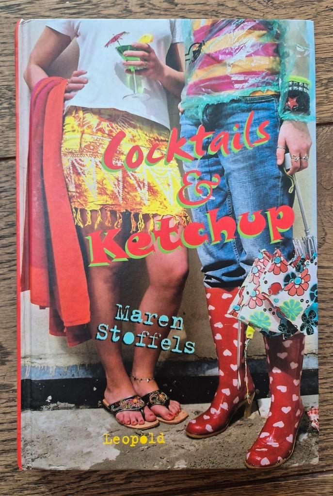 Maren Stoffels - Cocktails & Ketchup, Boeken, Kinderboeken | Jeugd | 13 jaar en ouder, Zo goed als nieuw, Ophalen of Verzenden