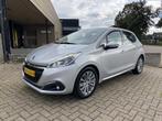 Peugeot 208 1.2 PureTech Allure 5 Deurs [ panoramadak,leer,f, Voorwielaandrijving, Gebruikt, Leder en Stof, 23 km/l