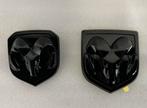 2x zwart logo Dodge Ram 1500 2013-2018 grille en achterklep, Auto-onderdelen, Achterklep, Nieuw, Ophalen of Verzenden, Dodge