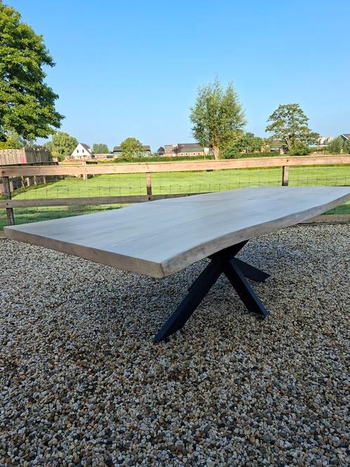 BOOMSTAM TAFELS MET SPINPOOT, Huis en Inrichting, Tafels | Eettafels, Nieuw, Vijf personen of meer, Ophalen