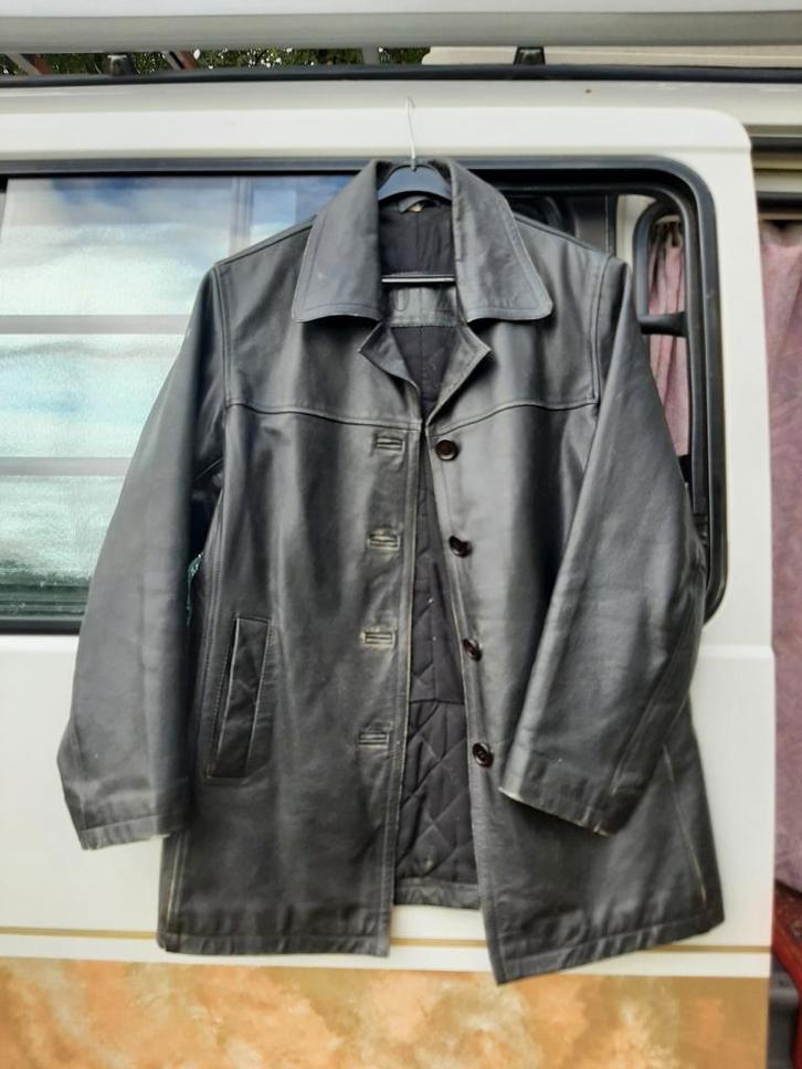 Size M. Black leather jacket. Ozone Leather Jacket Co., Kleding | Dames, Jassen | Winter, Zo goed als nieuw, Maat 38/40 (M), Zwart