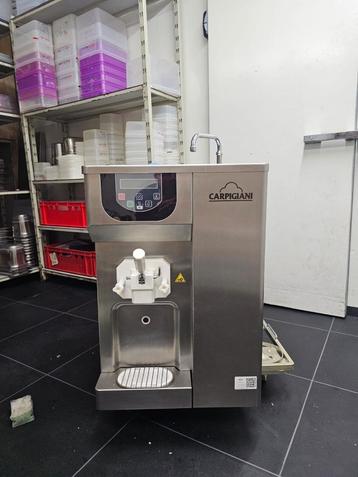 Carpigiani Softijsmachine 241 Steel SP P/D 400/50/3 W beschikbaar voor biedingen