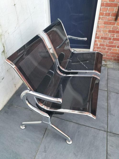 wachtkamerbank, Huis en Inrichting, Banken | Bankstellen, Zo goed als nieuw, Rechte bank, Tweepersoons, Minder dan 150 cm, Minder dan 75 cm