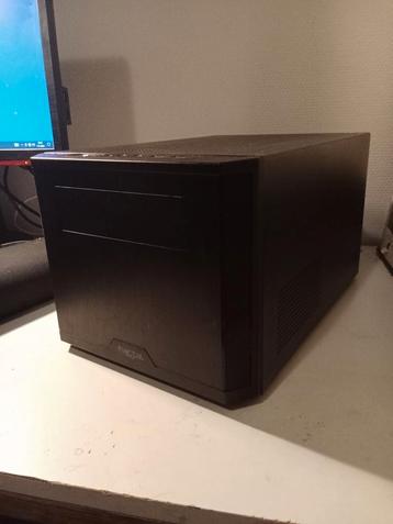 Custom Game PC  beschikbaar voor biedingen