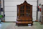 Antiek Notenhouten Vitrinekast, Huis en Inrichting, Kasten | Vitrinekasten, Ophalen of Verzenden, Niet ingevuld, Niet ingevuld