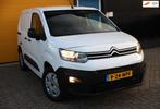 Citroen BERLINGO 1.2 BENZINE / Automaat / 3 Zits / Navi / Ai, Auto's, Bestelauto's, Gebruikt, 1199 cc, Citroën, Wit