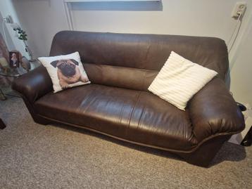 Leren 3-zitsbank beschikbaar voor biedingen