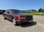 Mercedes-Benz S-Klasse 3.0 300 SE AUT K6 1985 Rood, Auto's, Oldtimers, Automaat, Achterwielaandrijving, Zwart, Mercedes-Benz