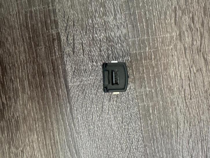 Originele VW Polo USB-poort 6C0 035 726, Auto-onderdelen, Elektronica en Kabels, Volkswagen, Gebruikt, Verzenden