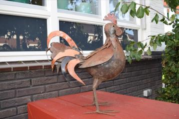 Metalen haan tuinornament-handgemaakt in Kenia–58x45x20 cm beschikbaar voor biedingen