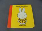 Nijntje Voelboek - Dick Bruna, Ophalen of Verzenden, Gelezen, Dick Bruna, Uitklap-, Voel- of Ontdekboek