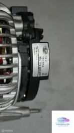 Dynamo Hella 140A VW Polo 6R 1.6 TDI('09-'14) 8EL012430219, Auto-onderdelen, Elektronica en Kabels, Gebruikt, Volkswagen, Ophalen of Verzenden