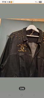 Unieke spijkerjas. Eigen ontwerp logo maat 56. NIEUW, Kleding | Dames, Grote Maten, Ophalen of Verzenden, Nieuw, Zwart, Jas of Mantel