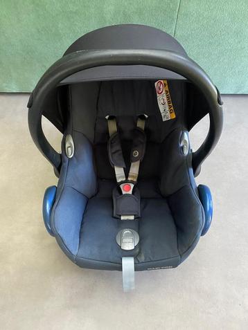 maxi cosi cabriofix beschikbaar voor biedingen