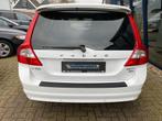 Volvo V70 2.5FT Summum 230PK LEER / ECC / PDC / YOUNGTIMER, Gebruikt, Zwart, Handgeschakeld, Regensensor