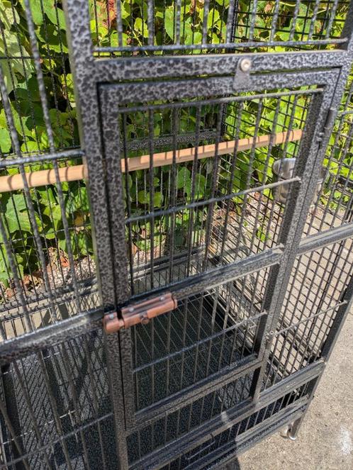PAPEGAAIENKOOI ACTIE NIEUW PAPEGAAIEVILLA, Dieren en Toebehoren, Vogels | Hokken en Kooien, Nieuw, Vogelkooi, Metaal, Ophalen