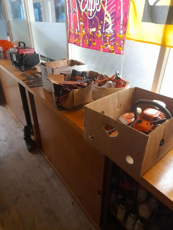 Partij kettingzagen husqvarna en aggregaat, Tuin en Terras, Hand-tuingereedschap, Zo goed als nieuw, Ophalen of Verzenden