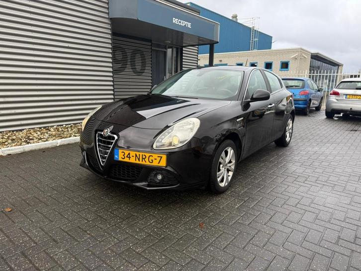 Alfa Romeo Giulietta 1.4 T Distinctive, Auto's, Alfa Romeo, Particulier, Te koop, Giulietta, ABS, Airbags, Airconditioning, Centrale vergrendeling