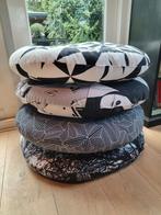 4 Zwart-Wit Vloerkussens Society6 - 60cm, Ophalen