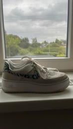 Nike air force, Beige, Nike, Ophalen of Verzenden, Sneakers of Gympen