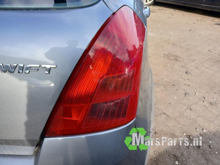 Achterlicht rechts van een Suzuki Swift, Auto-onderdelen, Verlichting, Suzuki, Gebruikt, 3 maanden garantie, Ophalen of Verzenden