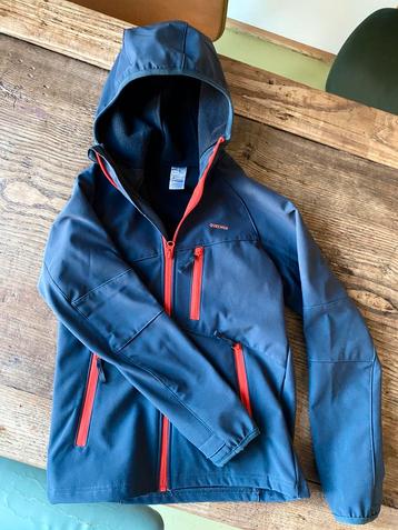 Quecha softshell jas maat 140 cm NIEUW ophalen Lent beschikbaar voor biedingen