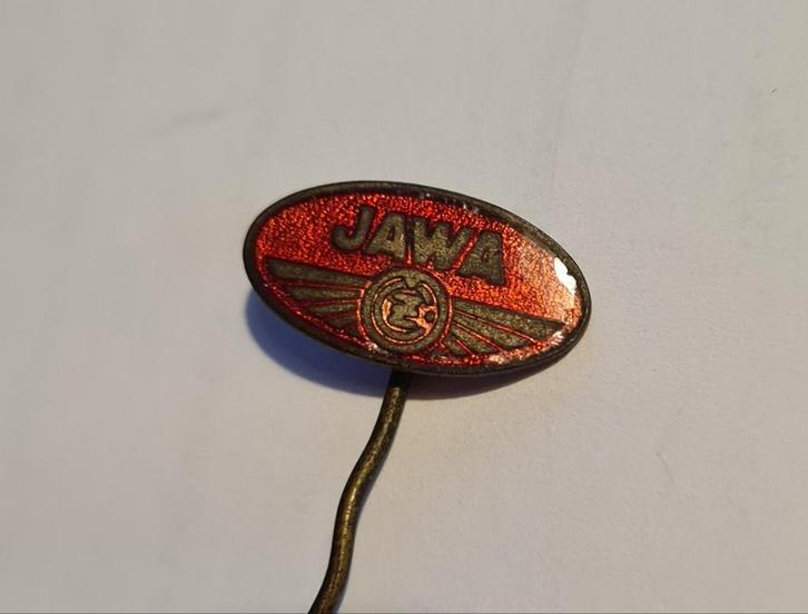 Oude speld JAWA motorfietsen motoren, Verzamelen, Speldjes, Pins en Buttons, Gebruikt, Speldje of Pin, Transport, Ophalen of Verzenden